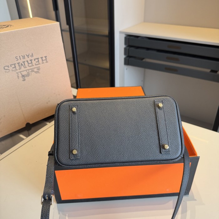 Split Leather bag ,4A ,size 25x21x13cm/30x24x15cm,no box,  B98-164