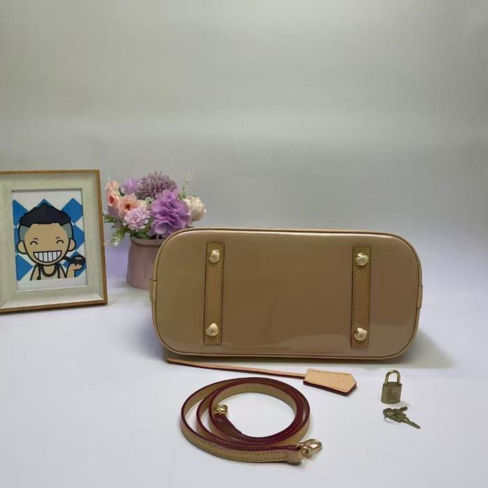 Leather bag ,5A ,size 32*24*16cm or 25*19*12cm,no box,  B110-413-416