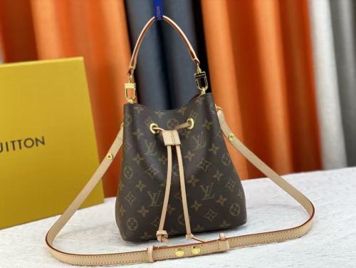 Split leather bag ,4A ,size 20*20*13cm,no box,  B88-364