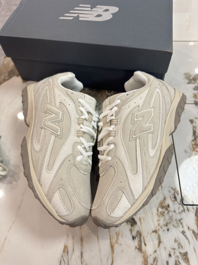 Women runner sneaker shoes,  with box,size 35-45，SS70-101