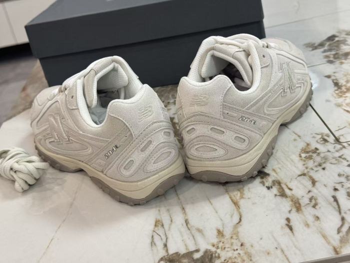 Women runner sneaker shoes,  with box,size 35-45，SS70-101