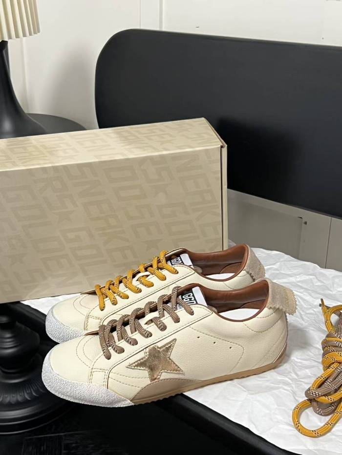 Women's flat sneaker shoes,size 35-40, SS70-440