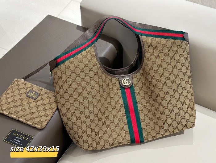Split leather bag a set,3A ,no box,  B75-415