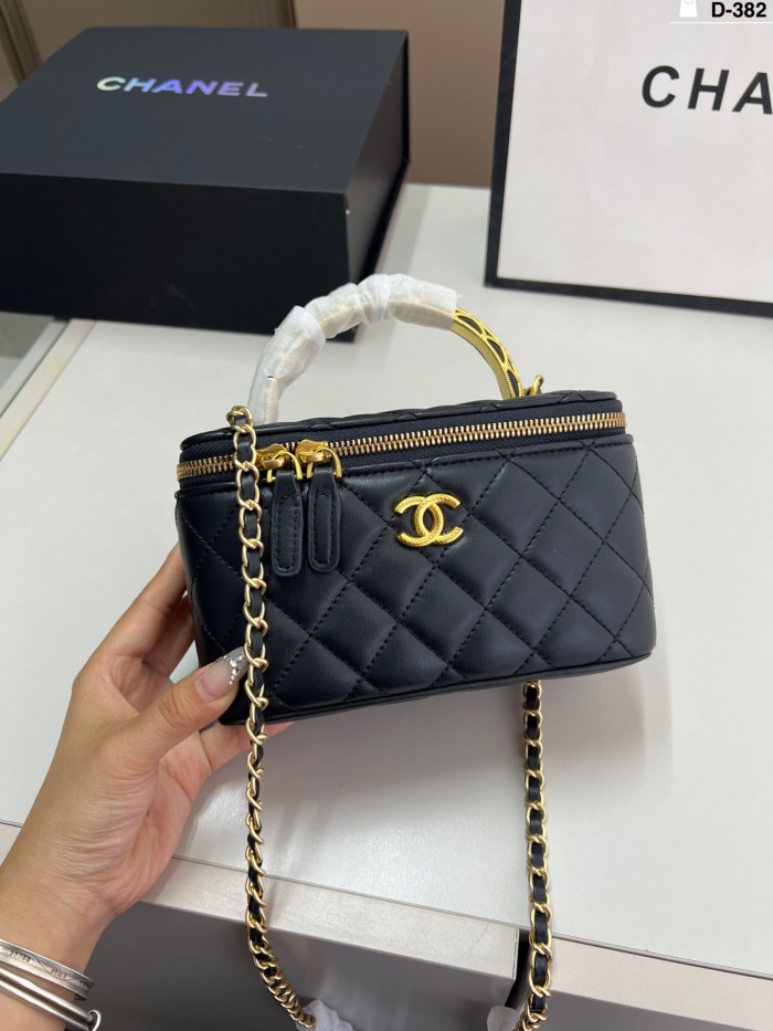 Split leather bag ,4A ,size 17x11cm,no box,  B75-400-406