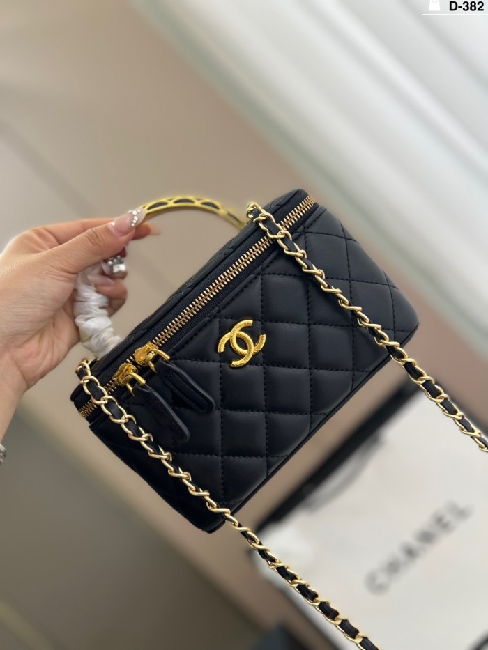 Split leather bag ,4A ,size 17x11cm,no box,  B75-400-406