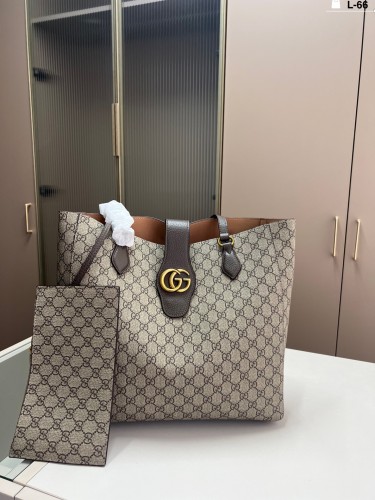 Split leather bag ,4A ,size 34x33cm,no box,  B75-430