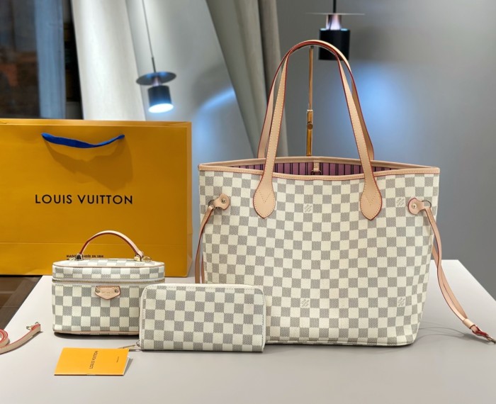 Split leather bag a set,3A ,no box,  B75-418