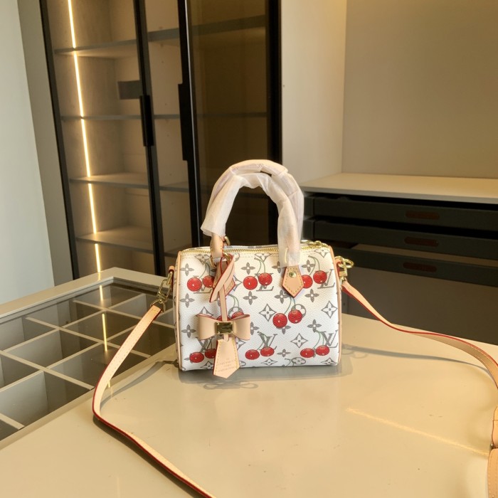 Split leather bag a set,3A ,no box,  B75-424