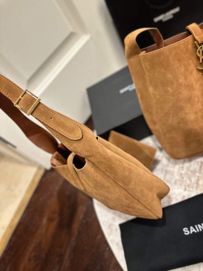 Split leather bag ,4A ,size 27cm and 18 cm,no box,  B80-184-188