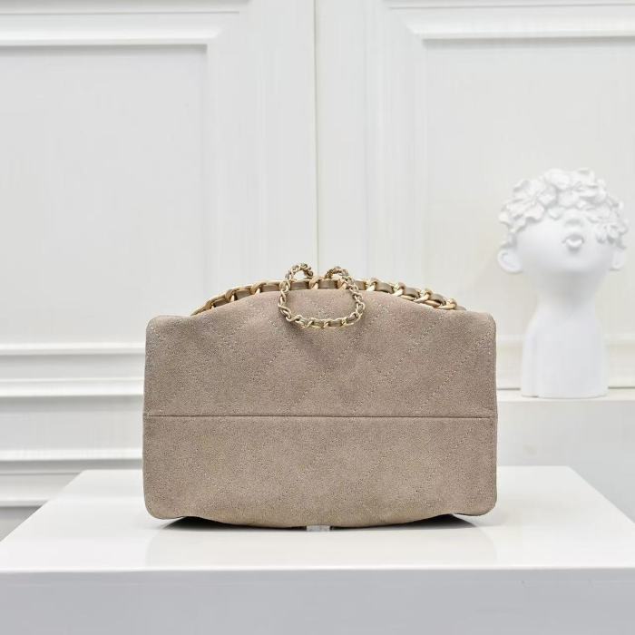 Leather bag ,5A ,size 20*22cm,no box,  B110-418