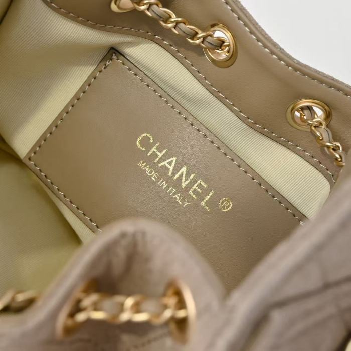 Leather bag ,5A ,size 20*22cm,no box,  B110-418