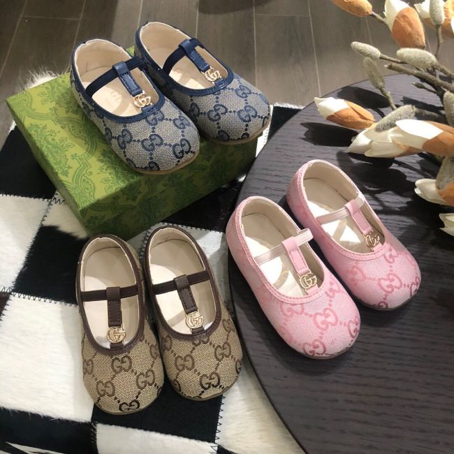 Kid's shoes, with box,size 20-25, SS60-539-541