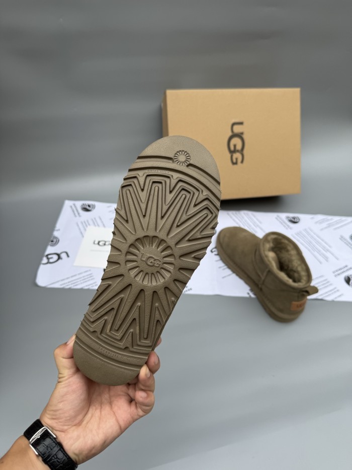 Women men leather fur boot shoes, size 35-45,  with box, SS50-372