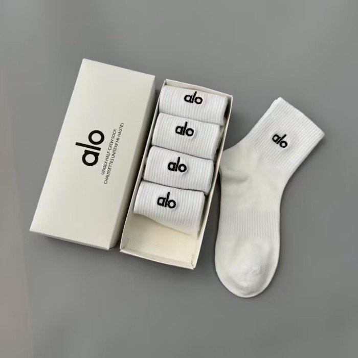 Embroidery breathable sports cotton socks for men women， 5 pairs of 1 box. free size,CL10-53