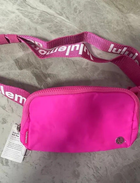 Waterproof nylon running yoga crossbody bag chest bag,size 19*5*13cm, B20-26-31