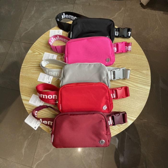 Waterproof nylon running yoga crossbody bag chest bag,size 19*5*13cm, B20-26-31