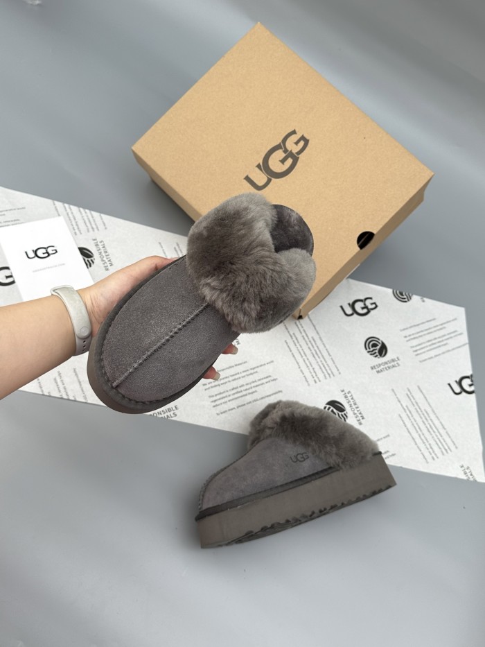 women fur shoes, size 35-40,  with box, SS60-575-1