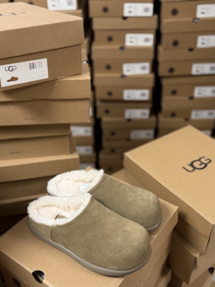 Women fur shoes, size 35-40,  with box, SS50-374-375