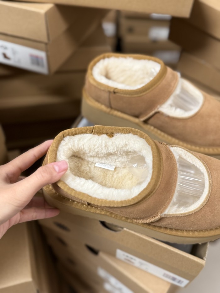 Women fur shoes, size 35-40,  with box, SS70-178