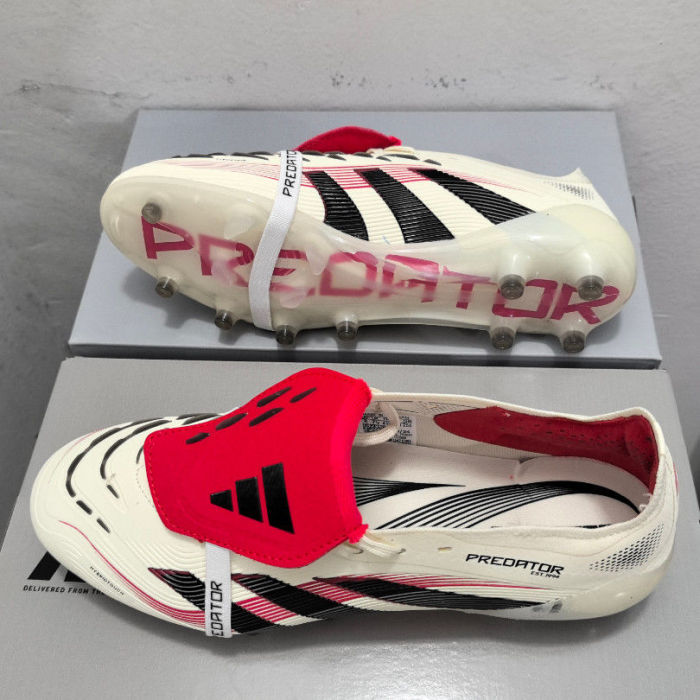 2025 New style FG AG TF football shoes,with box,size 36-45,SS70-476-504