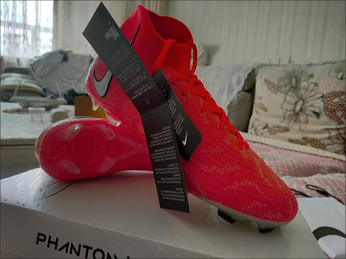 2025 New style FG TF football shoes,with box,size 38-45,SS70-505-528