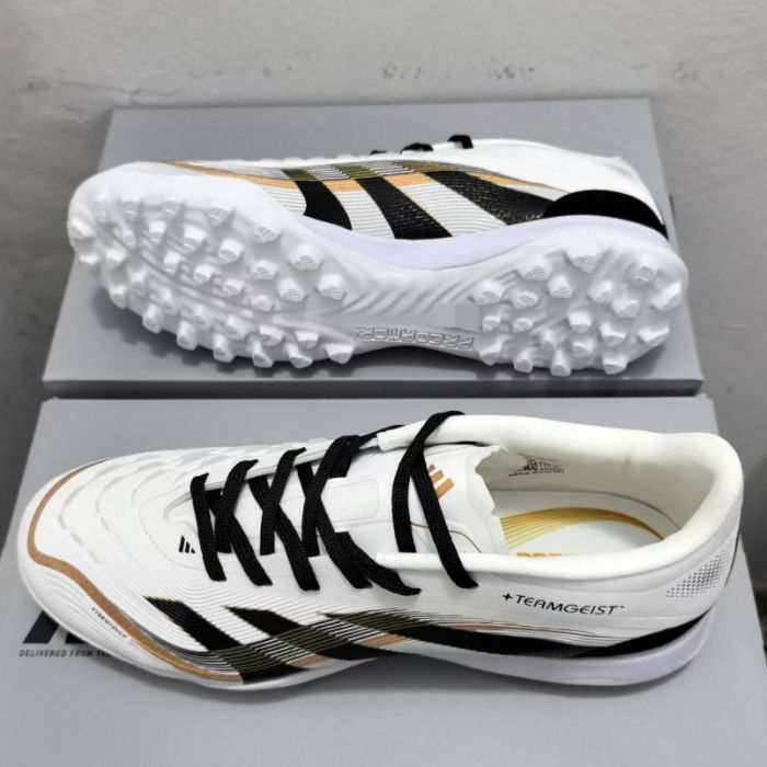 2025 New style FG AG TF football shoes,with box,size 36-45,SS70-476-504