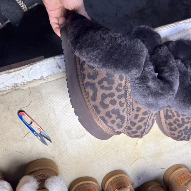Women men fur shoes, size 35-44,  with box, SS60-597-599