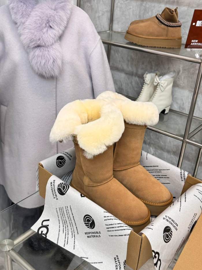 Women leather fur boot shoes, size 35-40,  with box, SS80-98