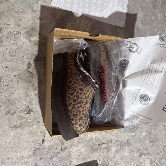 Women fur shoes, size 35-44,  with box, SS50-376-378
