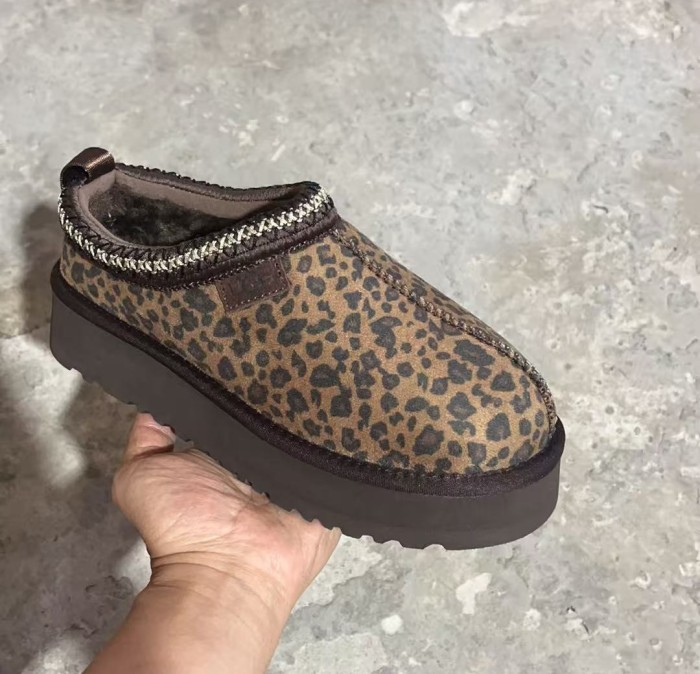 Women fur shoes, size 35-44,  with box, SS50-376-378