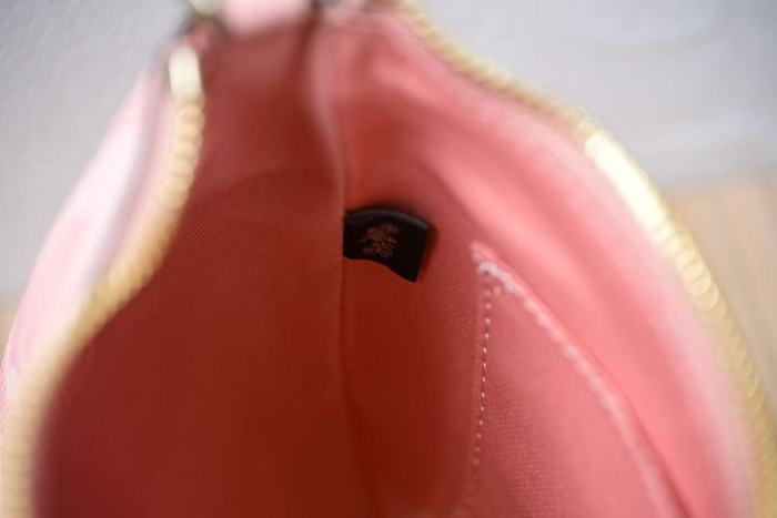 Split leather bag ,4A ,size 24.5*13*6cm,no box,  B80-192-193