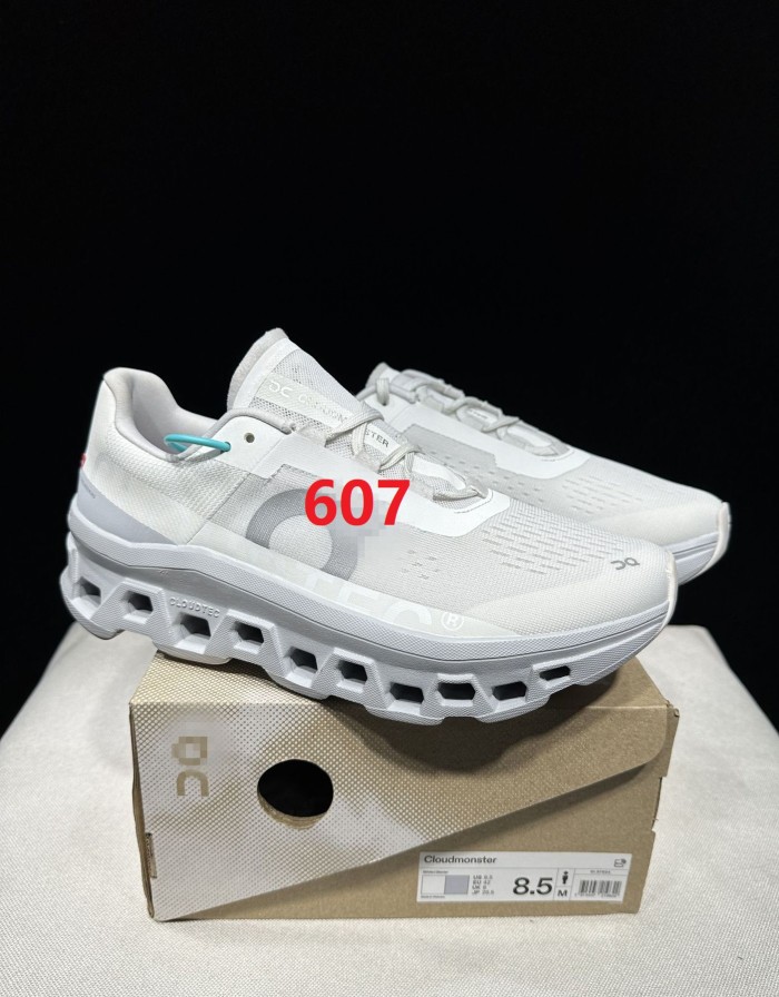Women and men runner sneaker shoes,  with box,size 36-45，SS70-587-625