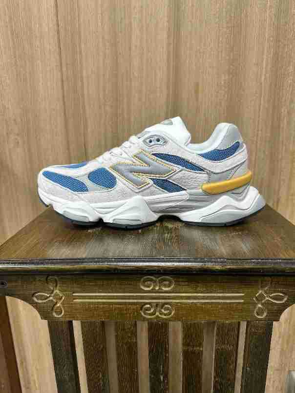 Women and men sneaker shoes,  size 36-47, SS80-100-115
