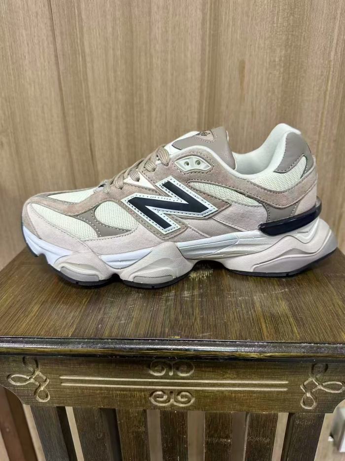 Women and men sneaker shoes,  size 36-47, SS80-100-115