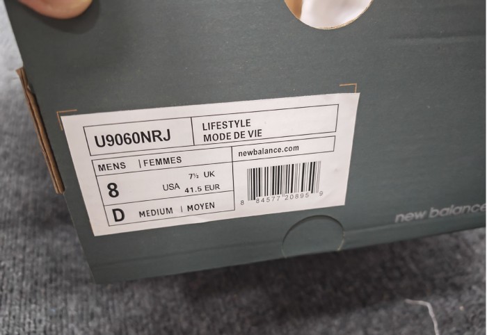 Women and men sneaker shoes,  size 36-47, SS80-100-115