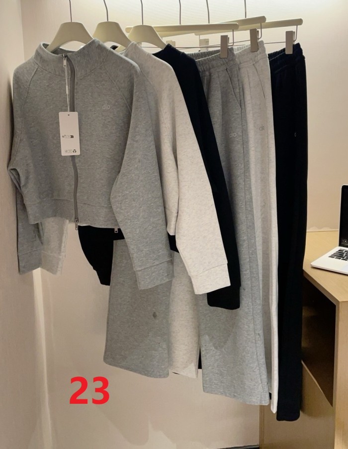 Stand-up collar casual  top + pants suit  clothes for women clothes， CL68-23