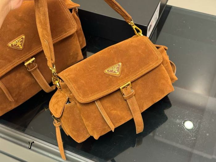 Suedette leather bag ,4A ,size 36cm or 28cm ,no box,  B75-435