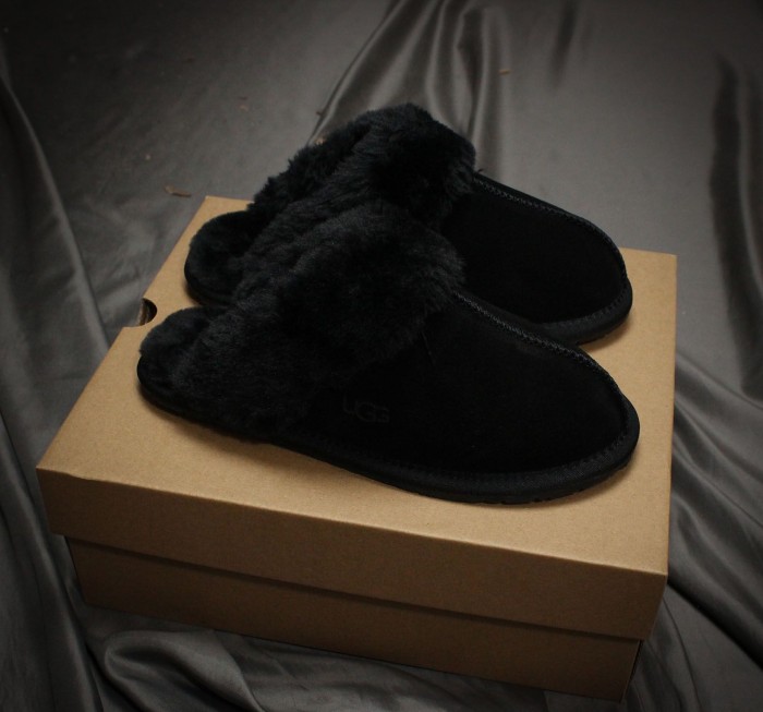 Women flat fur slipper shoes,  size 34-44, with box, SS50-385-387
