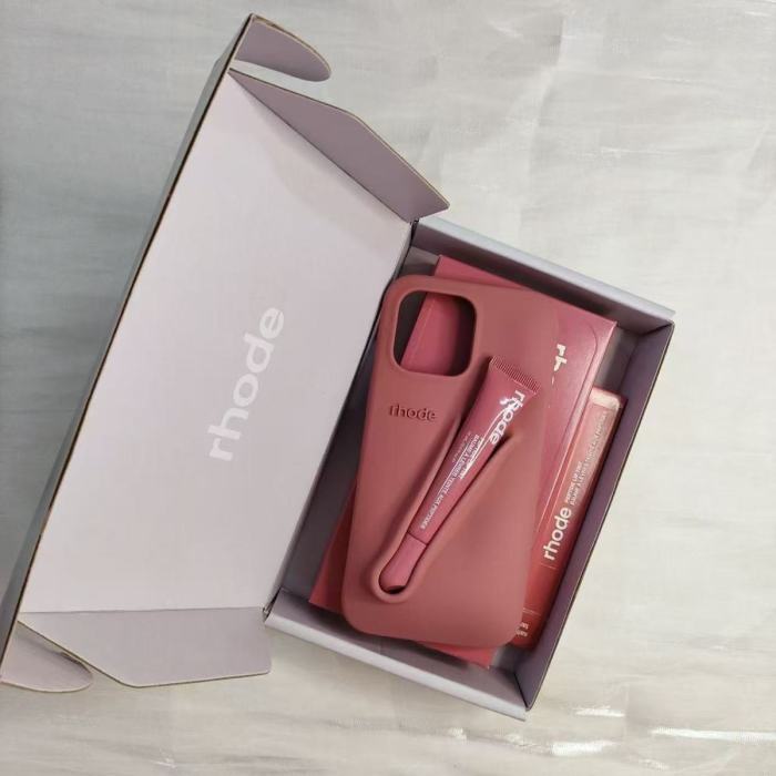 Phone cases and lip gloss,with box,B15-19-27