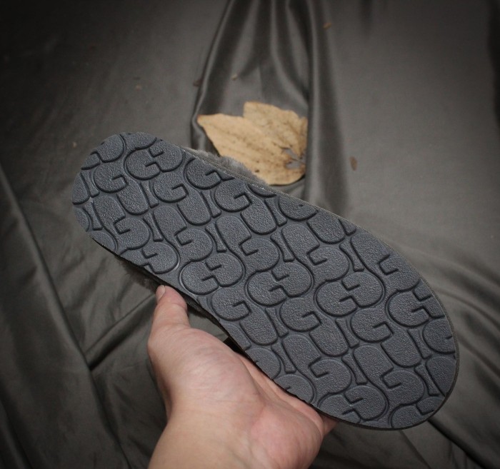Women flat fur slipper shoes,  size 34-44, with box, SS50-385-387