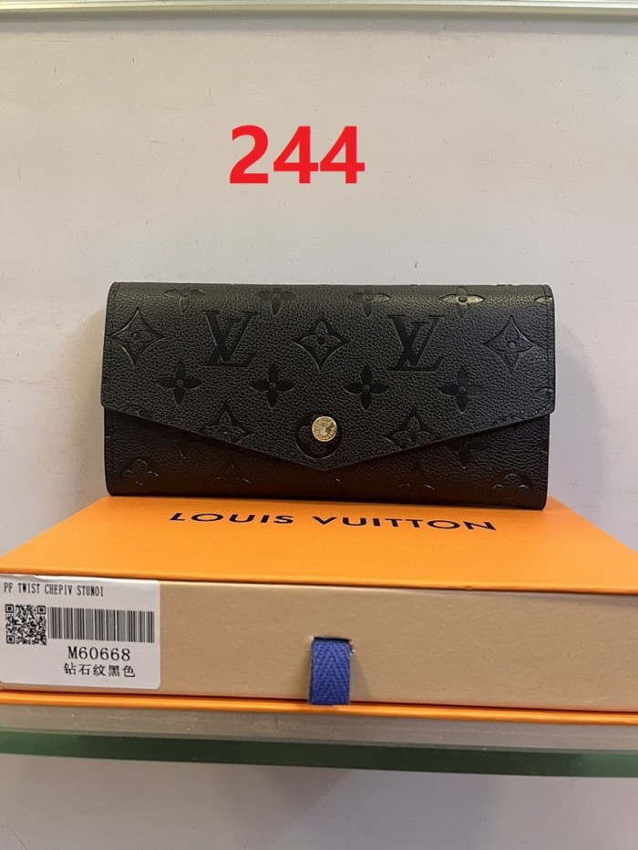 leather wallet purse,5A, with box,B35-241-244