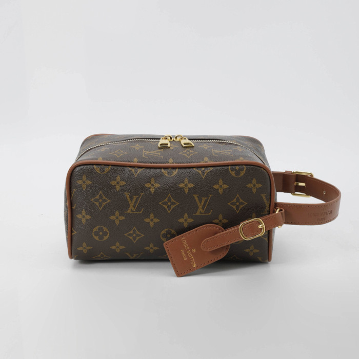 PU leather bag ,AA quality, size 24x13x13cm,no box,  B25-73-77