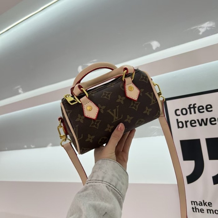 PU leather bag ,AA quality, size 17.5x10x9cm,no box,  B25-89-95