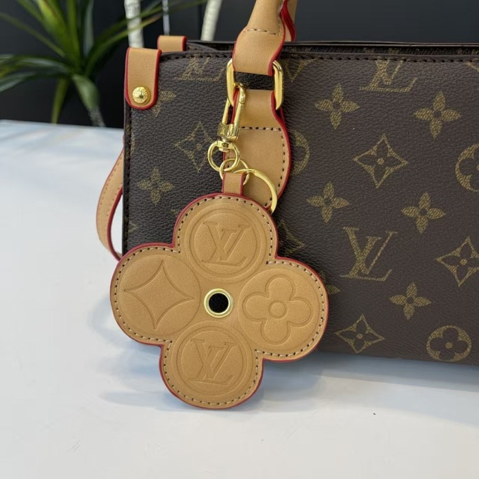 PU leather bag ,AA quality, size 25x15x10cm,no box,  B28-227-233