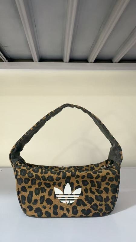 Canvas handbag，AA quality，B17-3