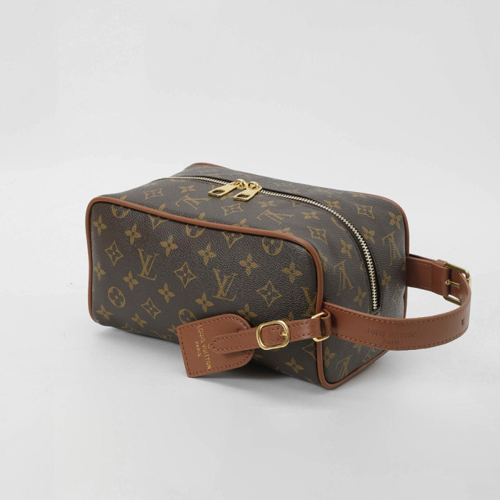 PU leather bag ,AA quality, size 24x13x13cm,no box,  B25-73-77