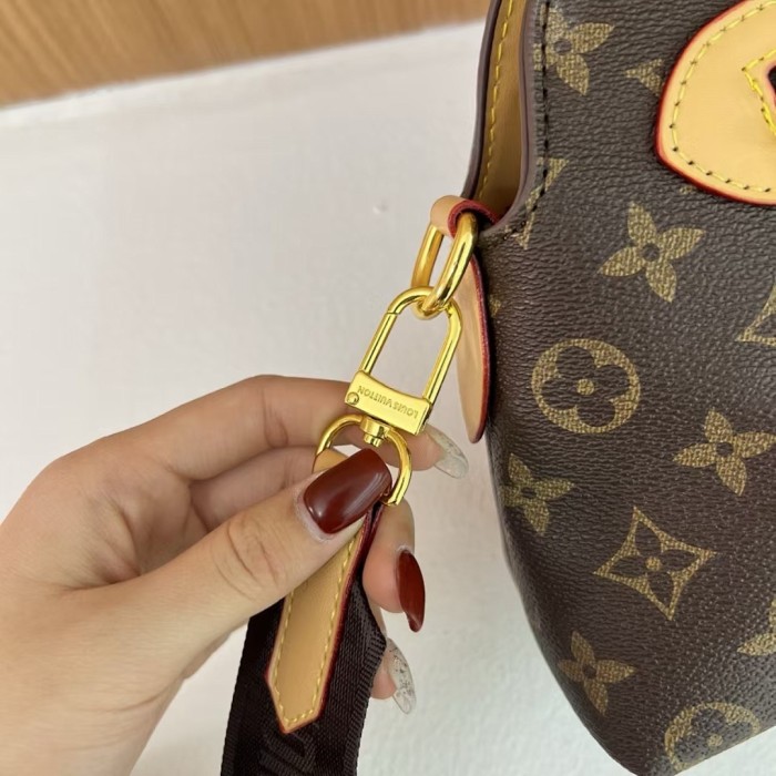 PU leather bag ,AA quality, size 27x17x10cm,no box,  B28-245-248