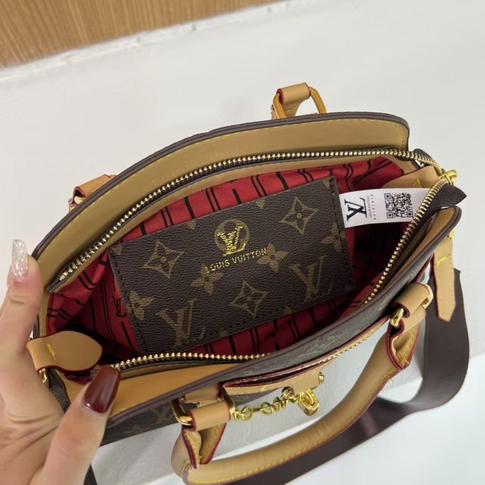 PU leather bag ,AA quality, size 27x17x10cm,no box,  B28-245-248