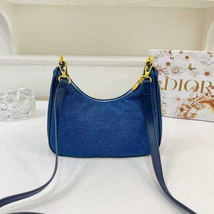 Canvas PU leather bag ,AA quality, size 21x16x6.5cm,no box,  B28-254-257