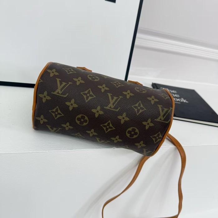 PU leather bag ,AA quality, size 20.5x12x11cm,no box,  B28-291-297